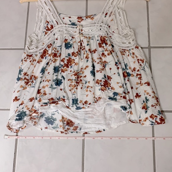 dRA Los Angeles Women’s X-Small Cropped Floral Sleeveless Top - Picture 4 of 6